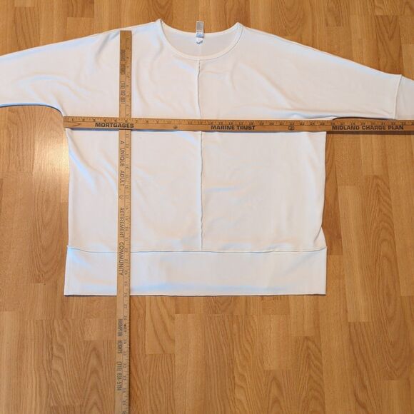 Spanx Dolman Perfect Length PLT Top Shirt Womens Medium White 3/4 Sleeve - Picture 2 of 6